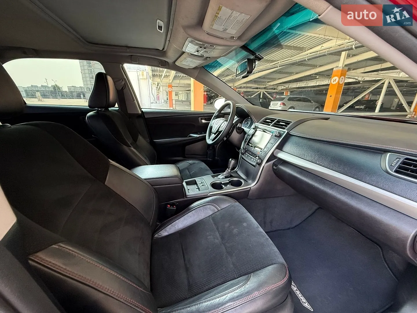 2015 Toyota Camry - мініатюра 31