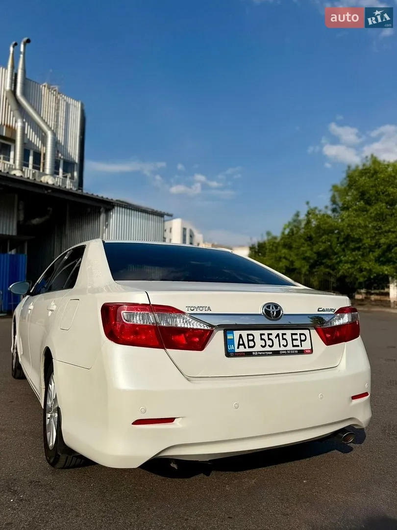 2012 Toyota Camry - мініатюра 3