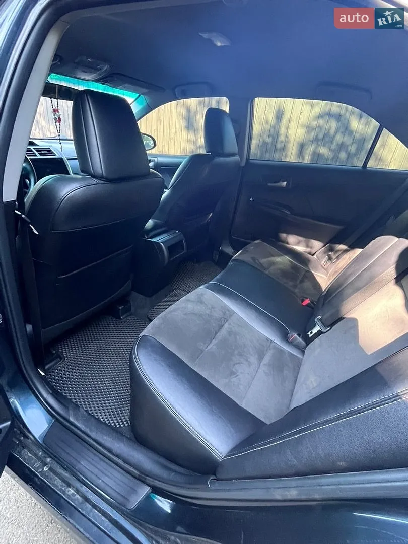 2013 Toyota Camry - мініатюра 8