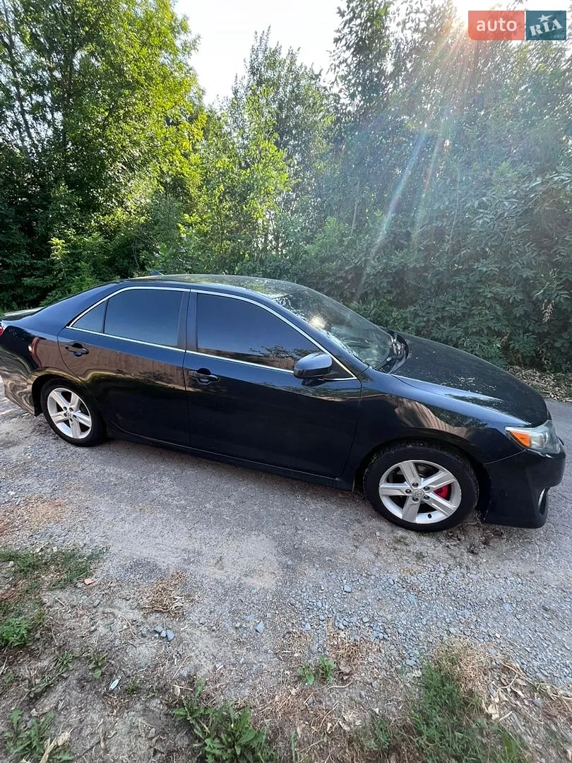 2013 Toyota Camry - мініатюра 3