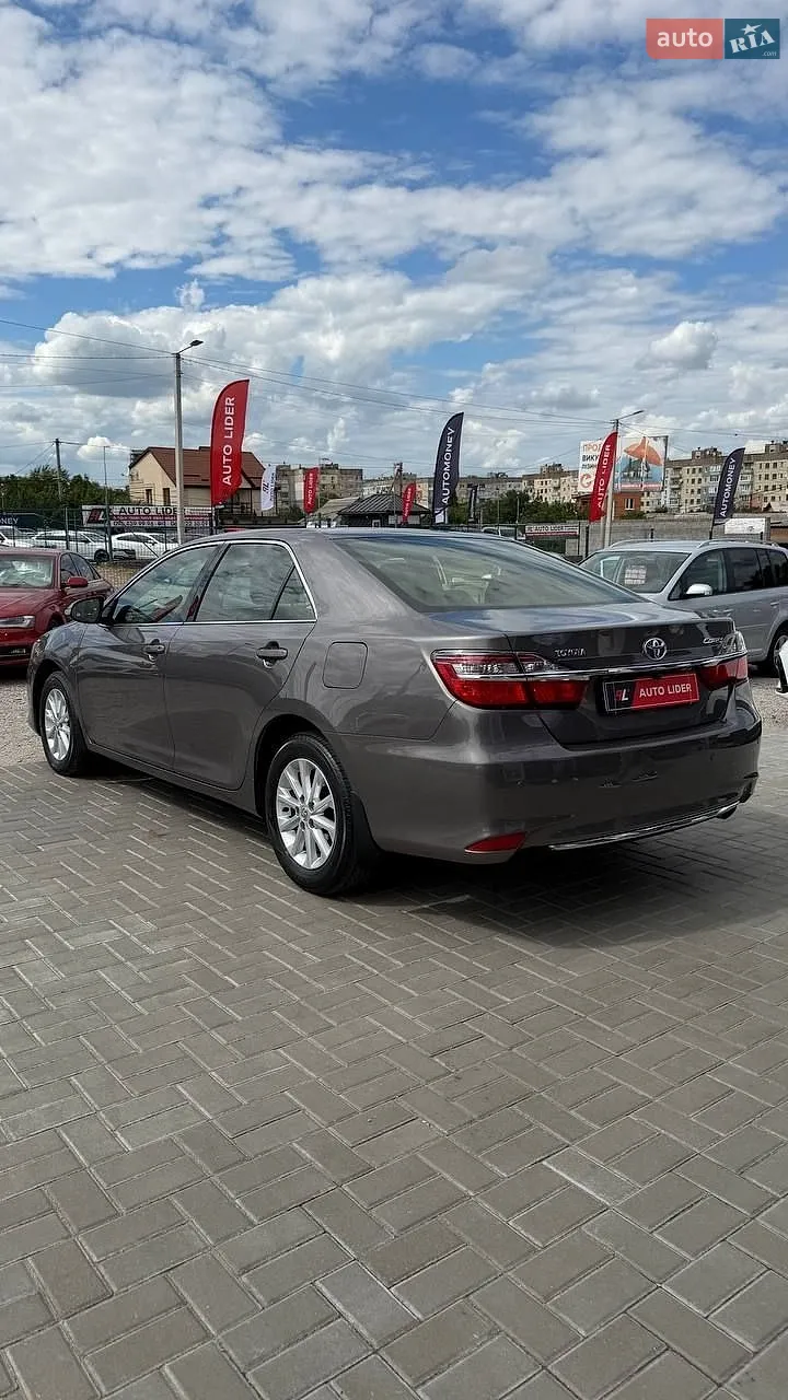2016 Toyota Camry - мініатюра 3