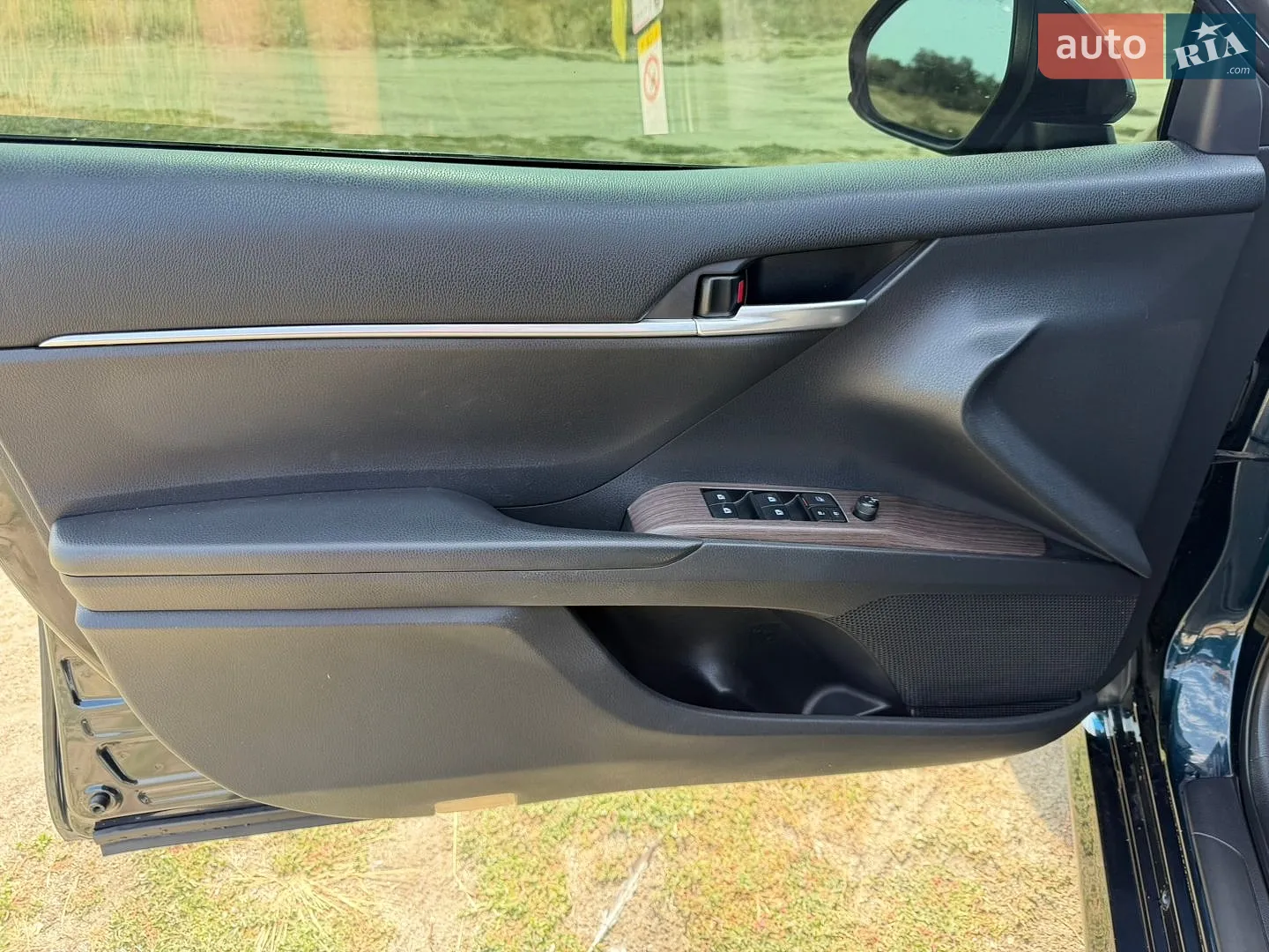 2018 Toyota Camry - мініатюра 16