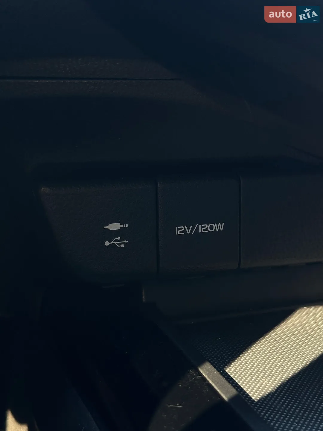 2017 Toyota Camry - мініатюра 38