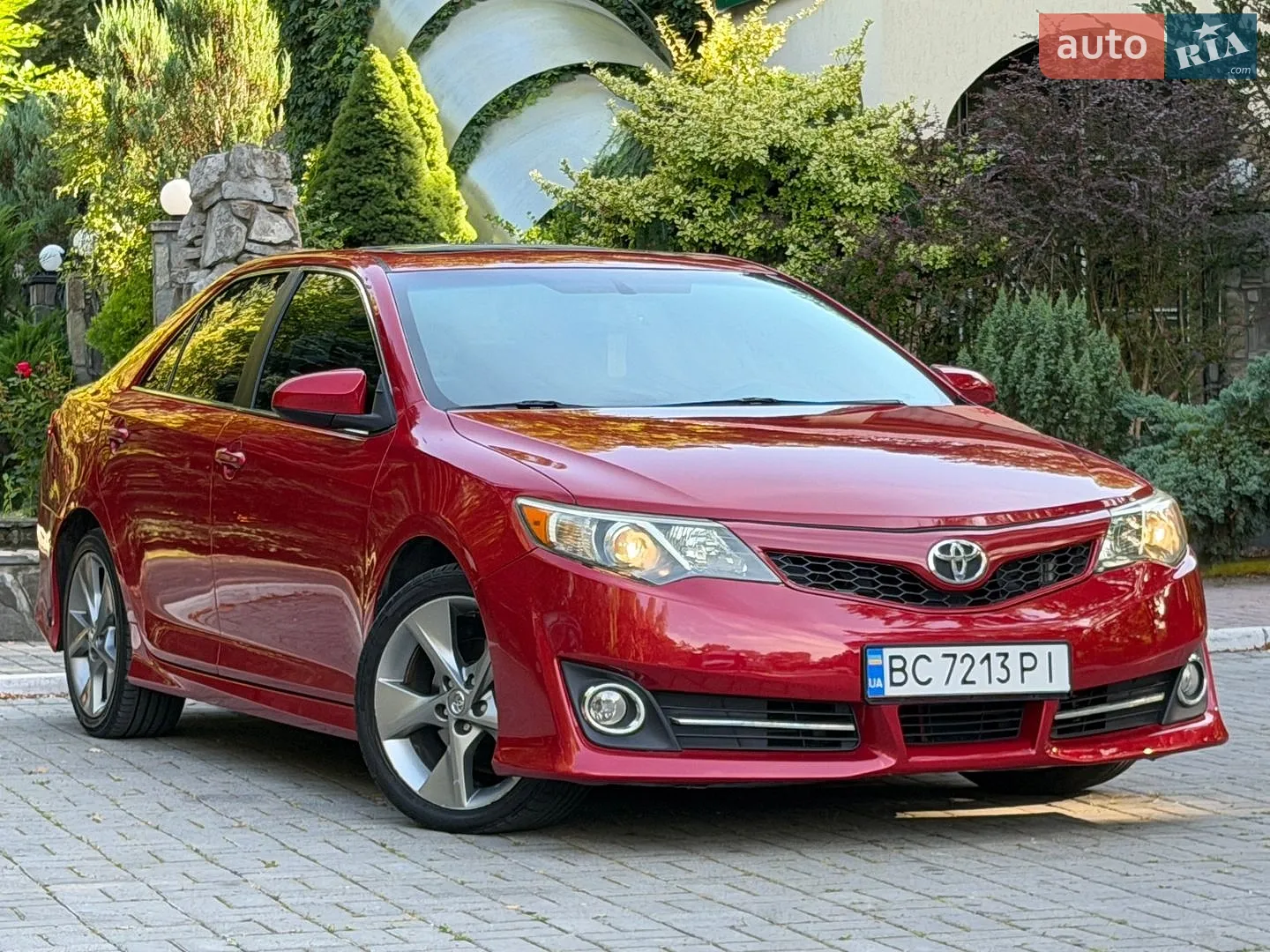2013 Toyota Camry - мініатюра 3