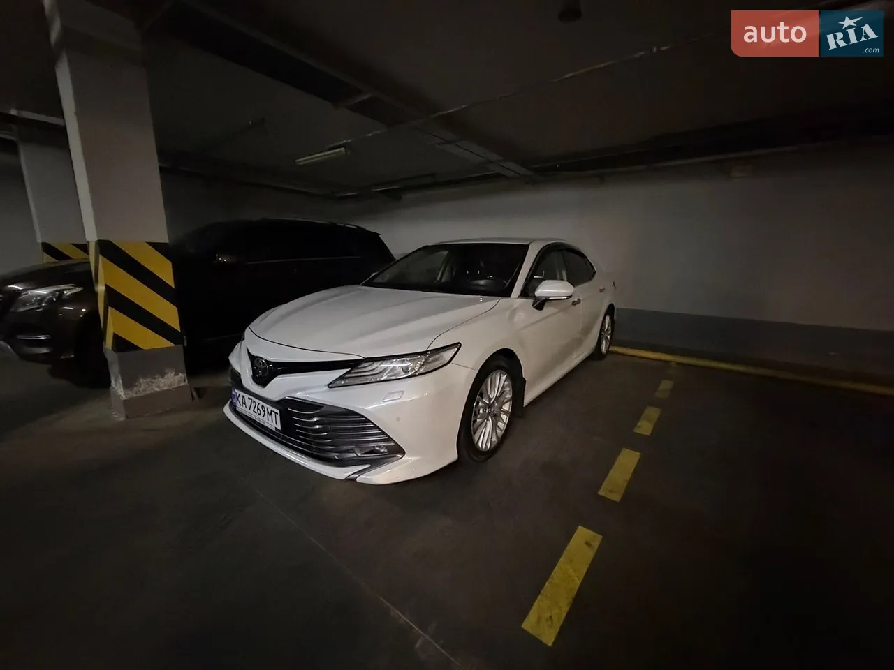 2018 Toyota Camry - мініатюра 18