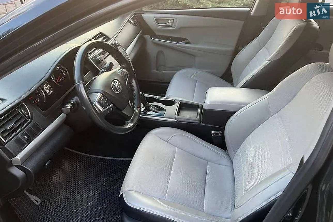 2016 Toyota Camry - мініатюра 8