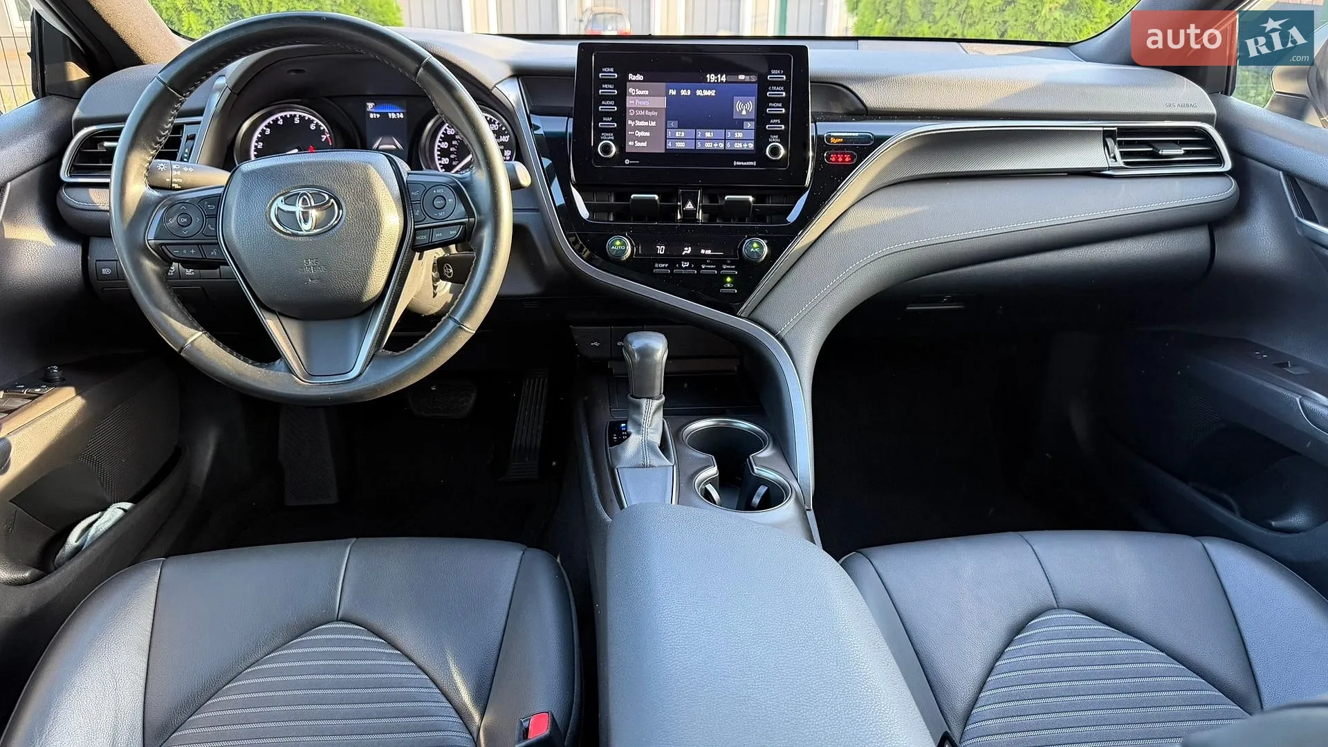 2021 Toyota Camry - мініатюра 18