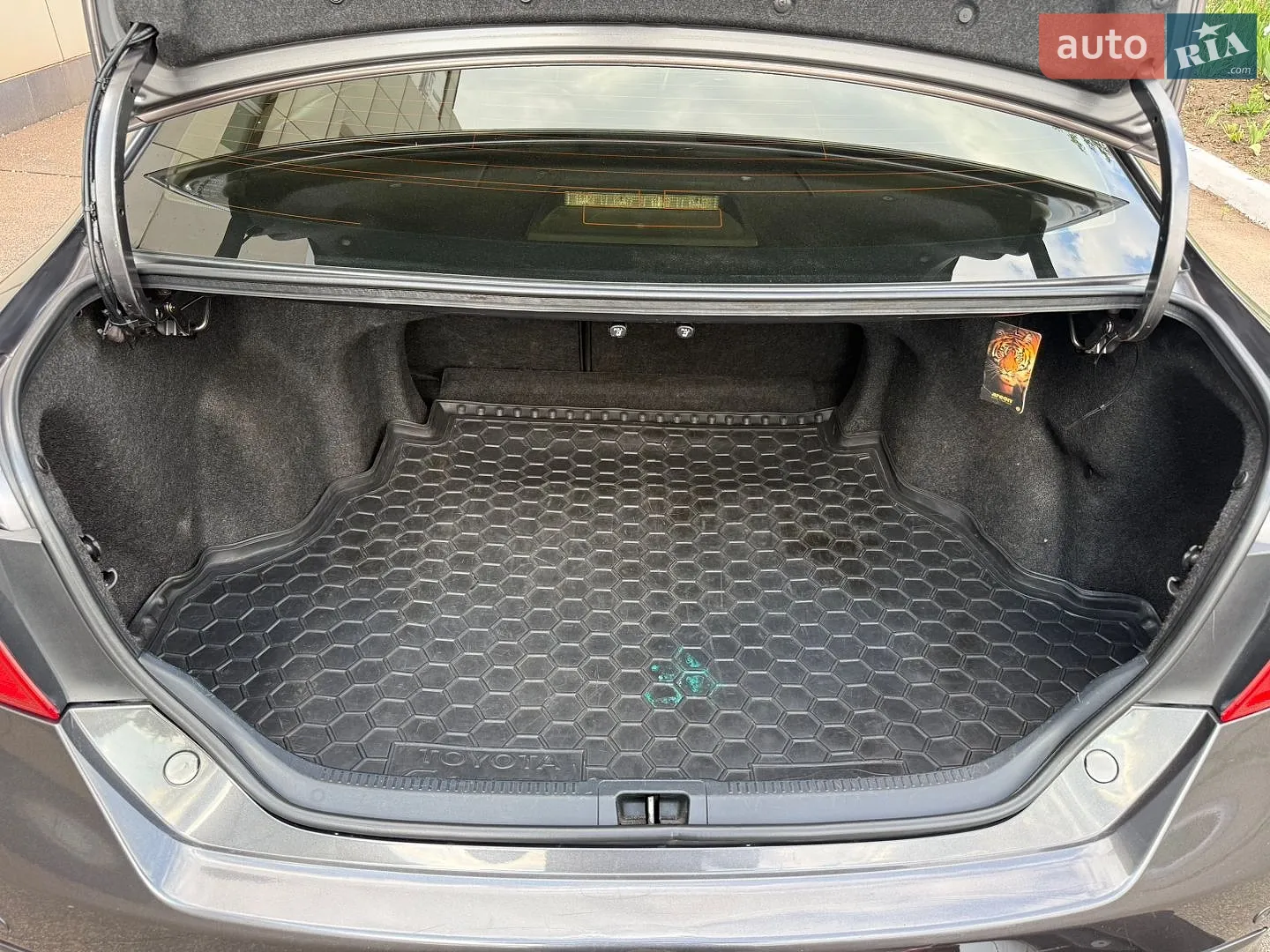 2011 Toyota Camry - мініатюра 35