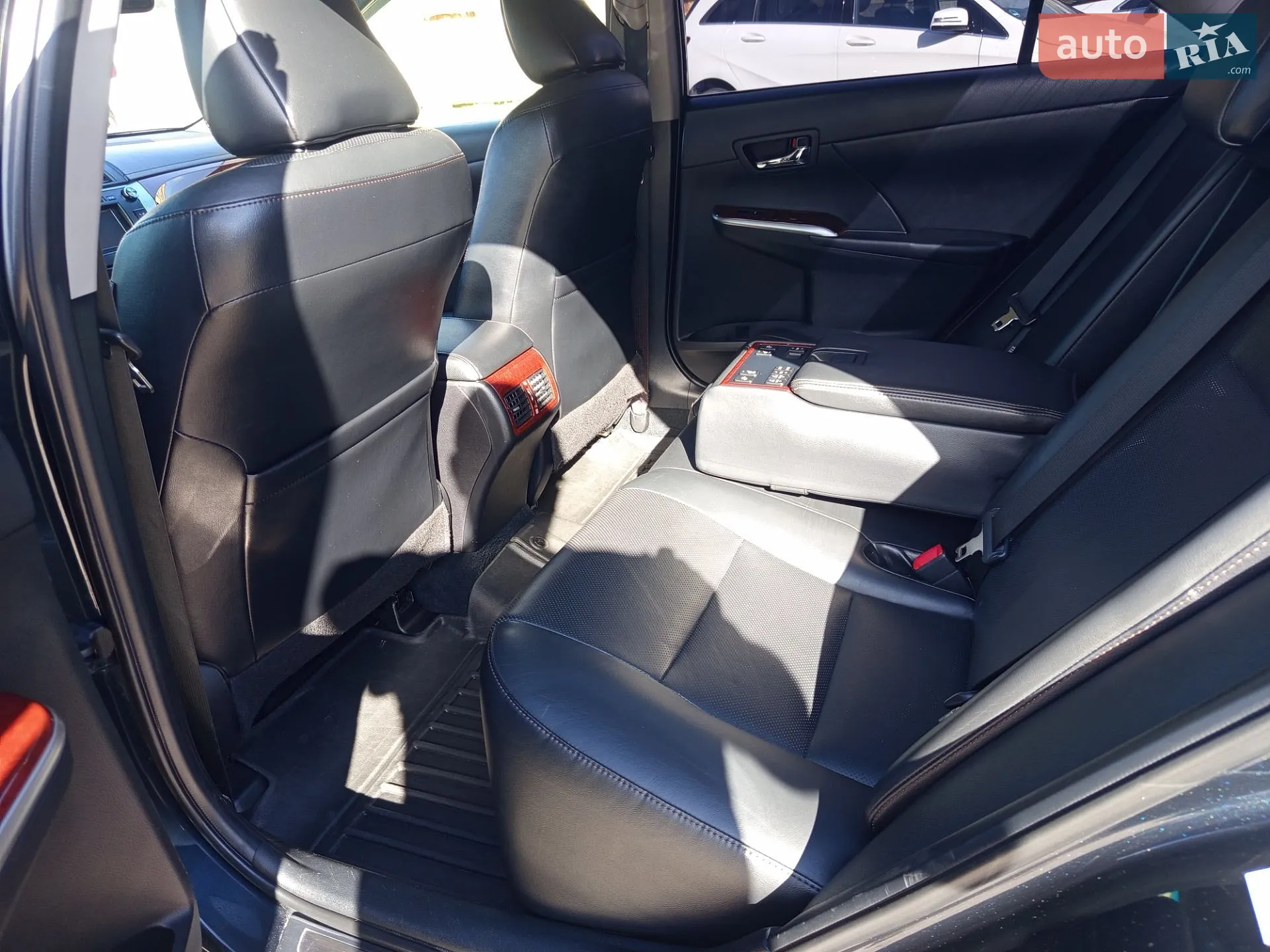 2013 Toyota Camry - мініатюра 9