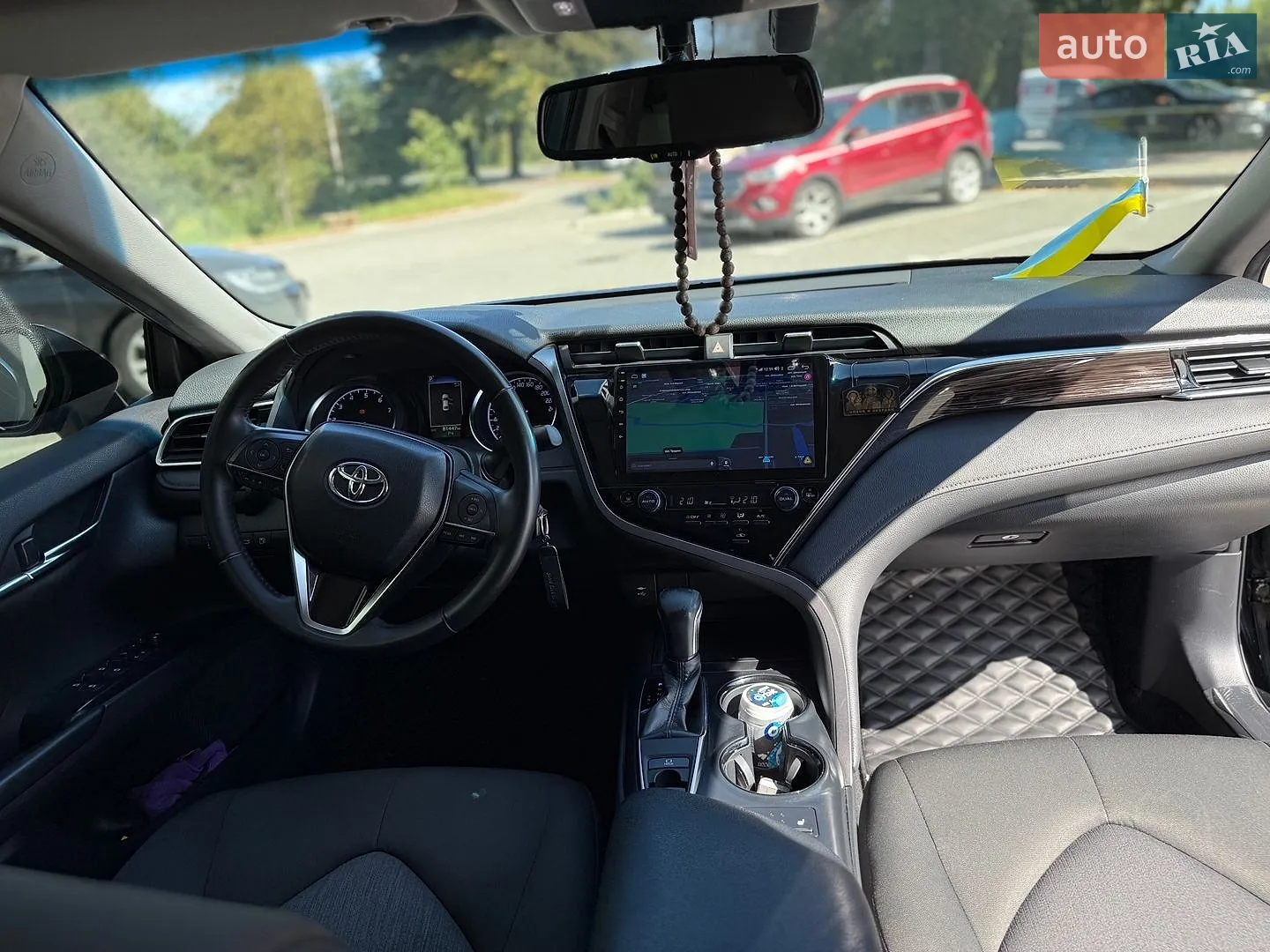 2018 Toyota Camry - мініатюра 17