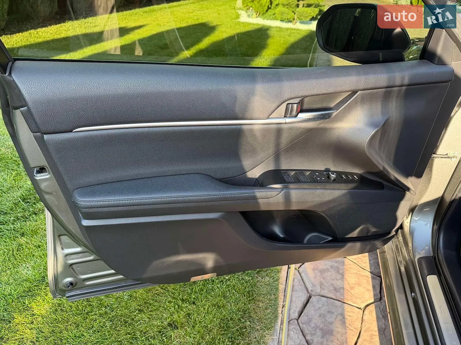 2021 Toyota Camry - мініатюра 24