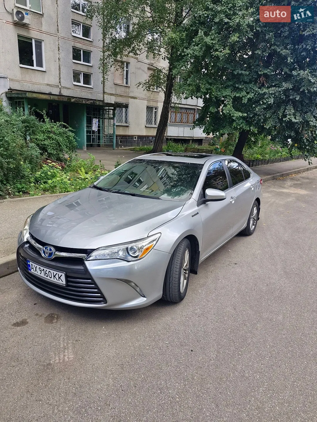2015 Toyota Camry - мініатюра 2