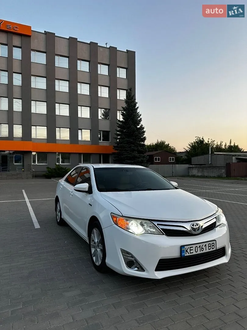2014 Toyota Camry - мініатюра 2