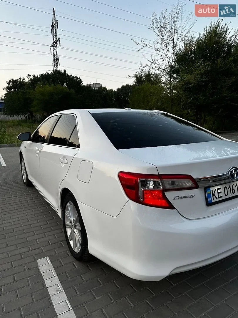 2014 Toyota Camry - мініатюра 3