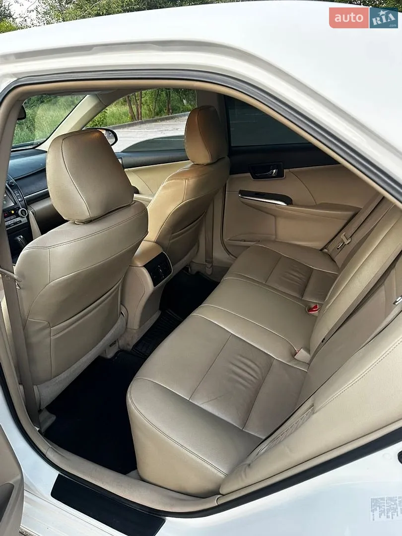 2014 Toyota Camry - мініатюра 9