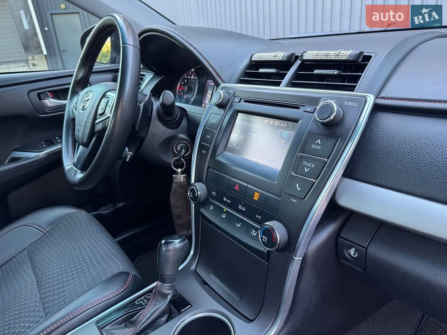 2015 Toyota Camry - мініатюра 16