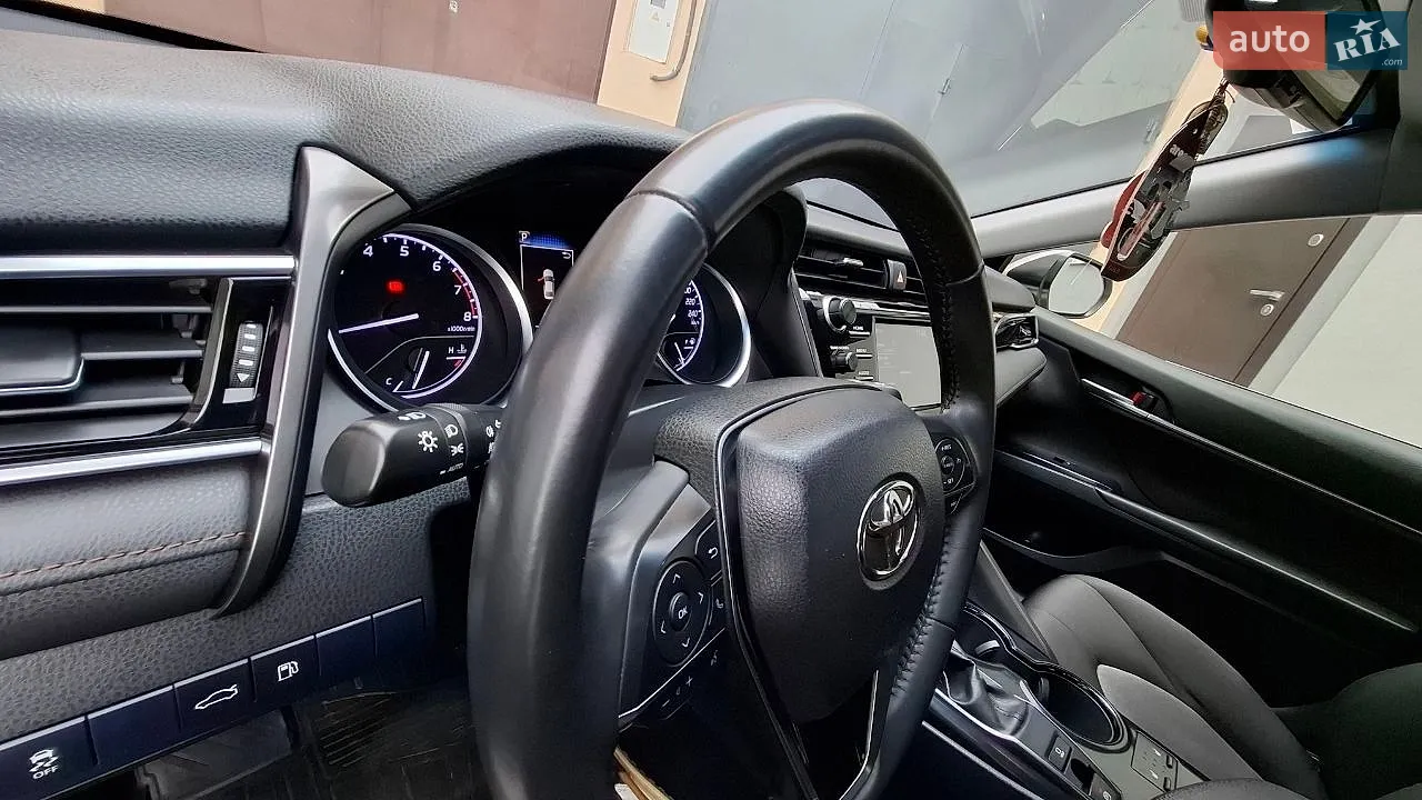 2017 Toyota Camry - мініатюра 9