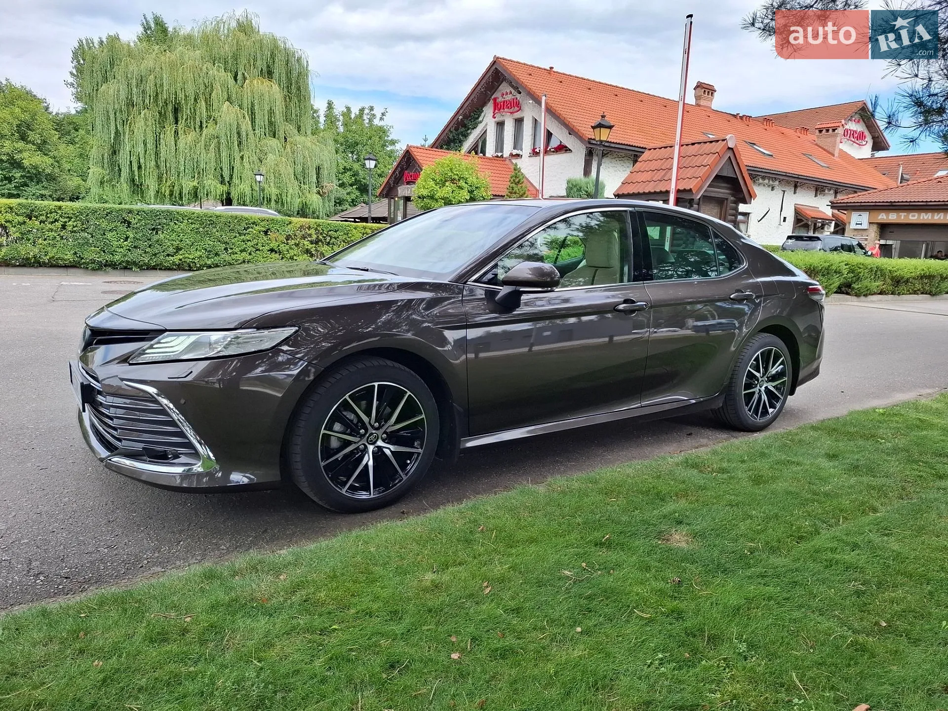 2021 Toyota Camry - мініатюра 2