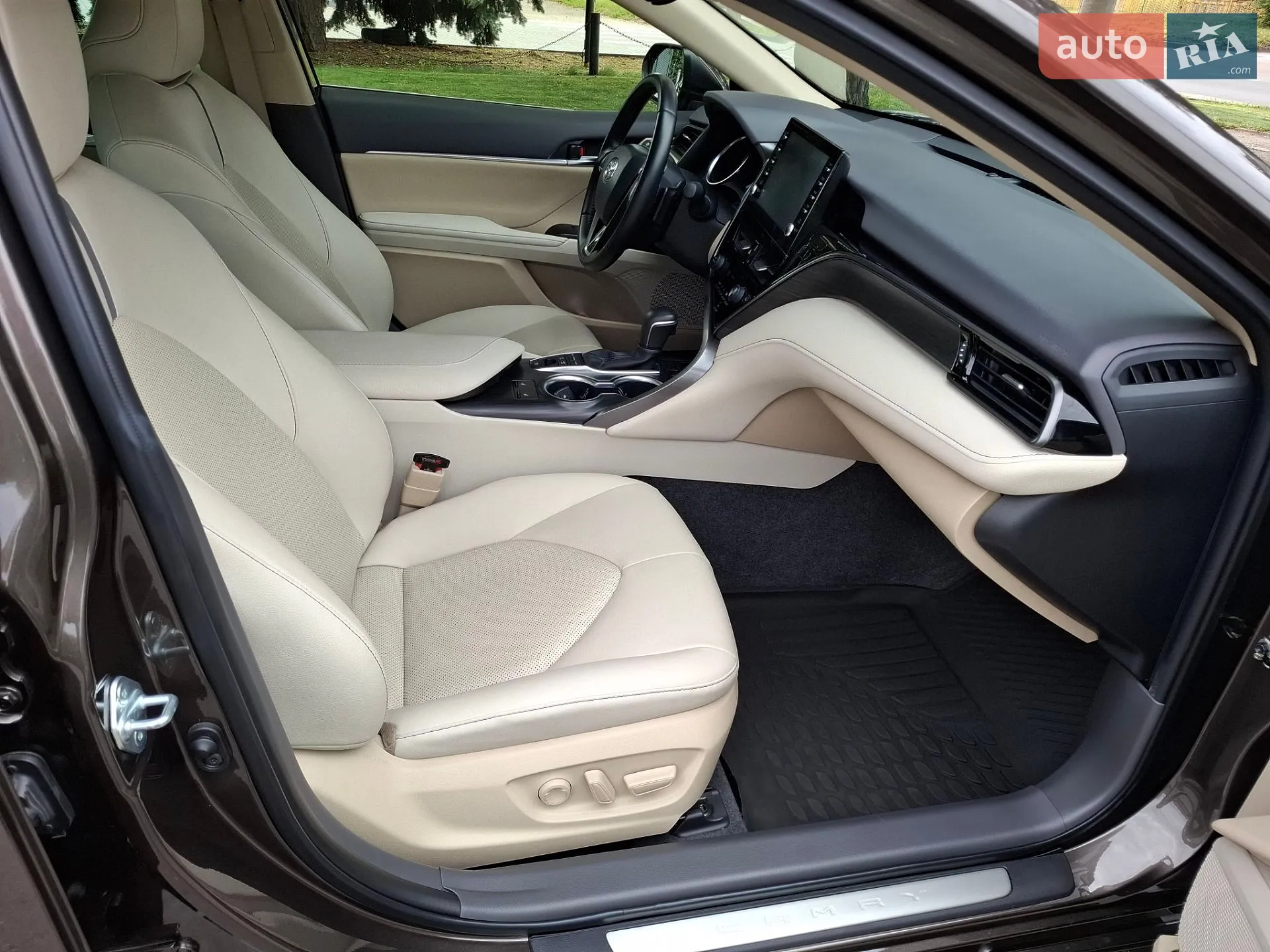 2021 Toyota Camry - мініатюра 19