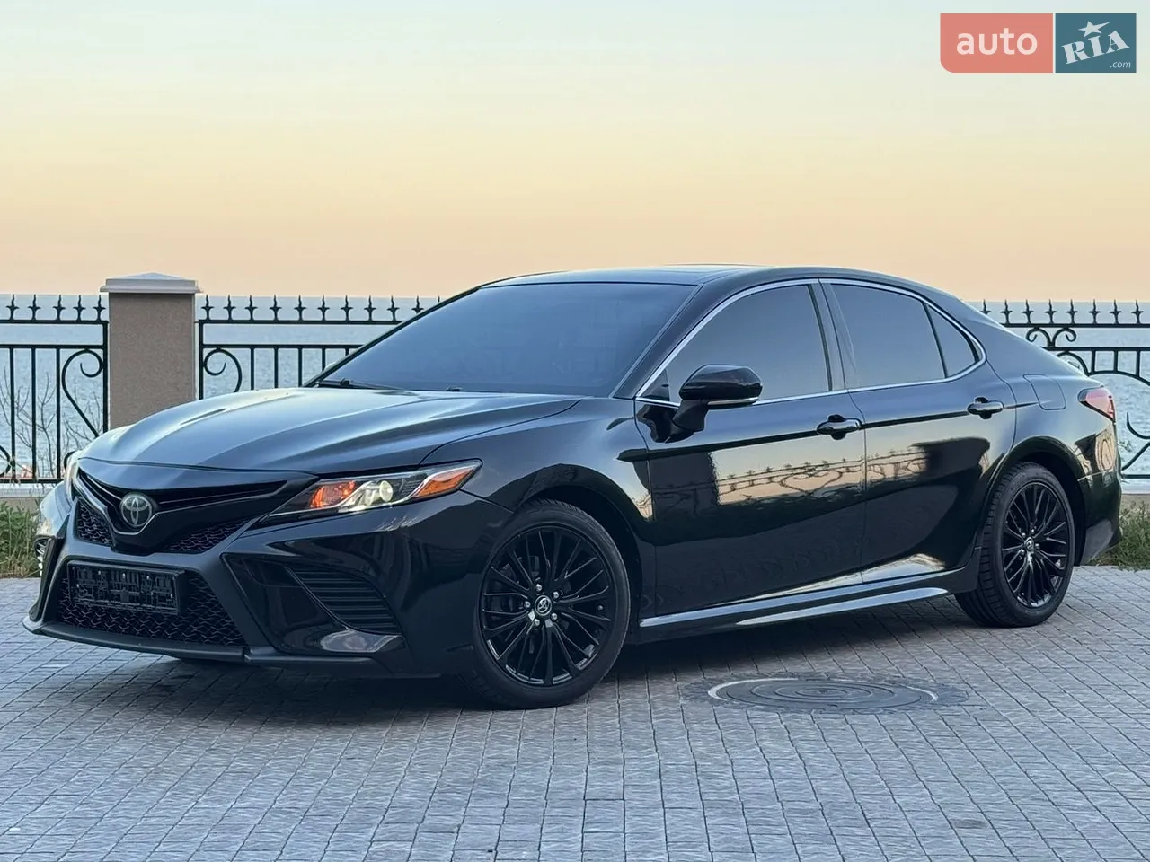 2021 Toyota Camry - мініатюра 17
