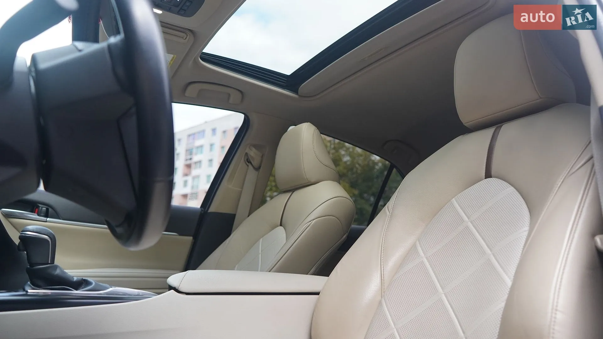 2019 Toyota Camry - мініатюра 42