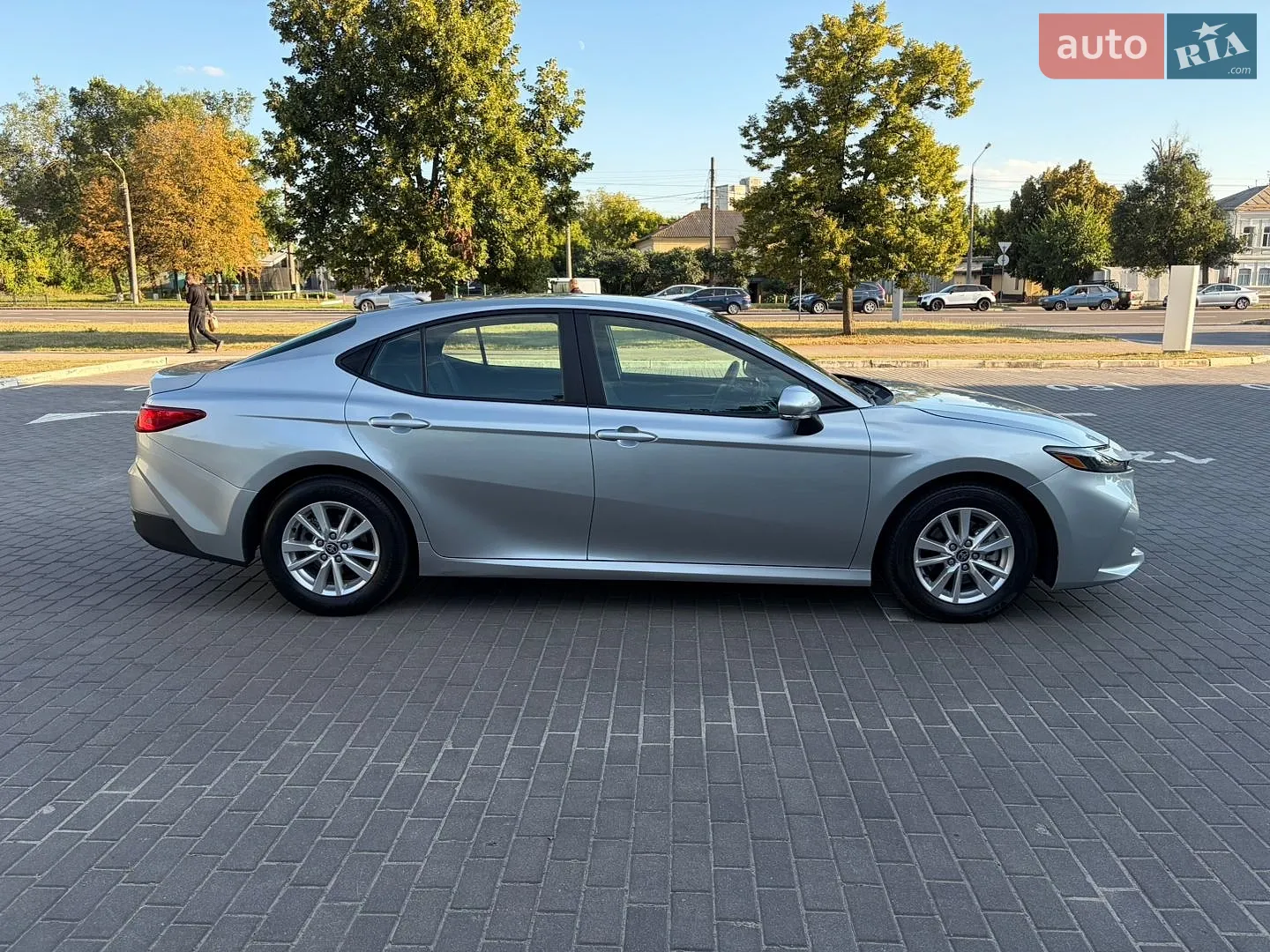 2025 Toyota Camry - мініатюра 4