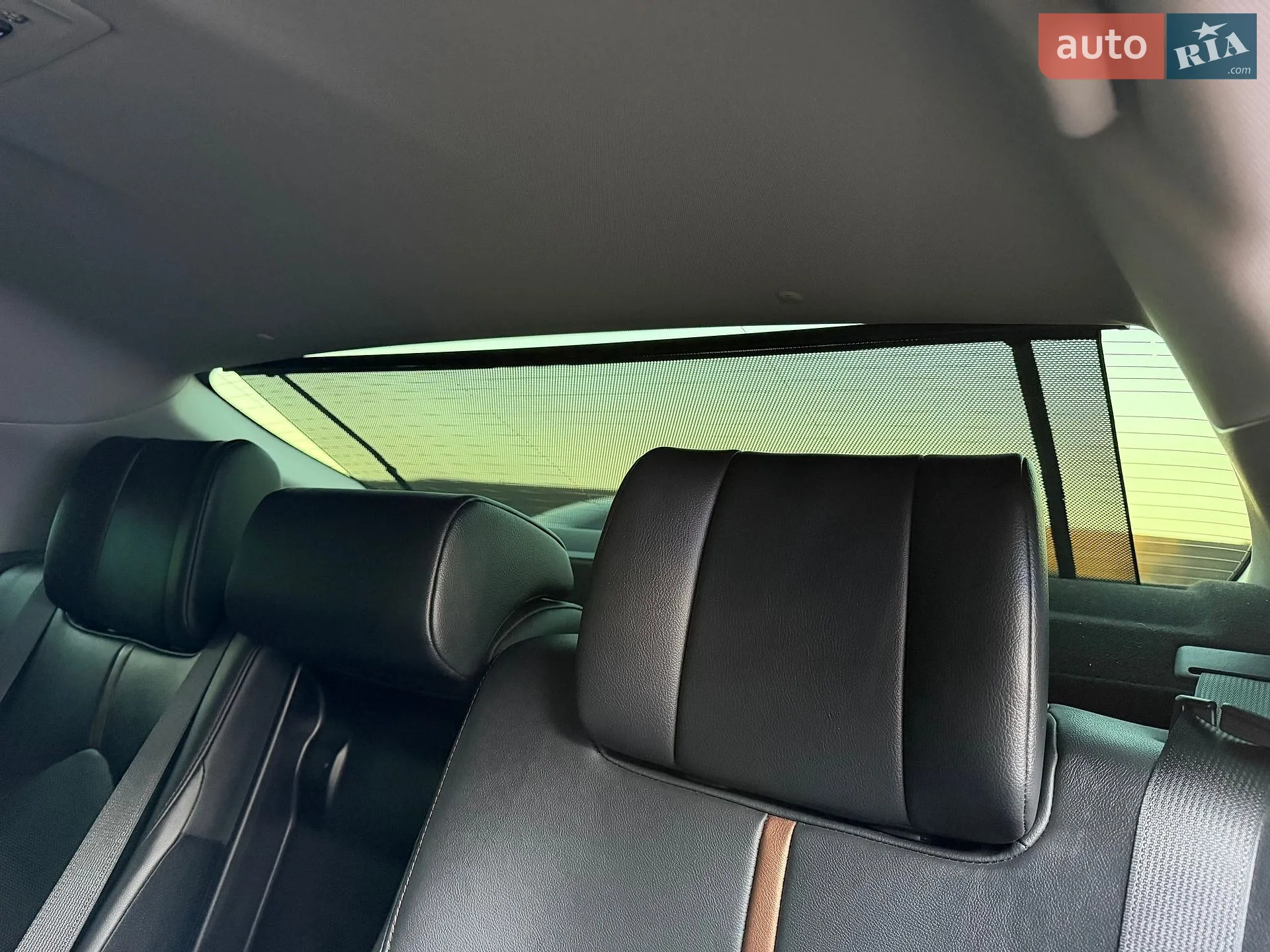 2018 Toyota Camry - мініатюра 17