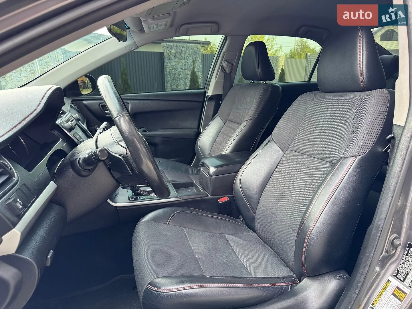 2016 Toyota Camry - мініатюра 12