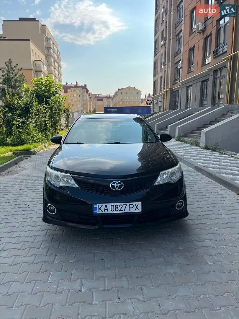 2014 Toyota Camry - мініатюра 3