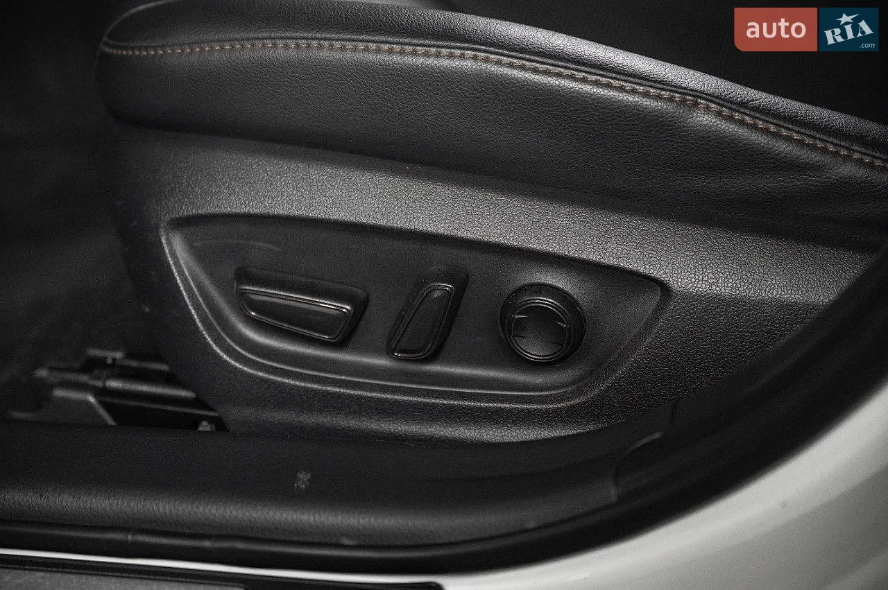 2018 Toyota Camry - мініатюра 13
