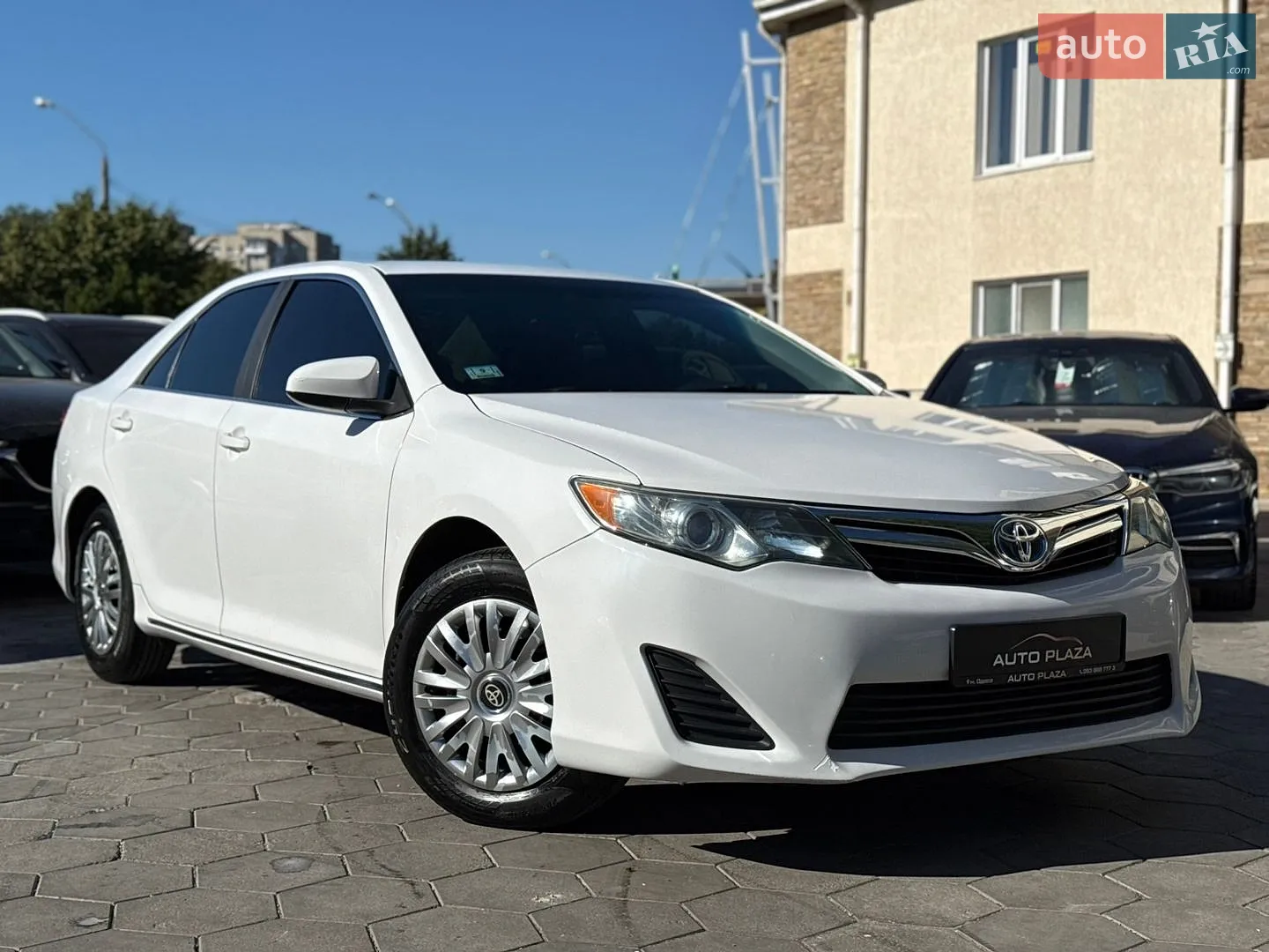 2013 Toyota Camry - мініатюра 11