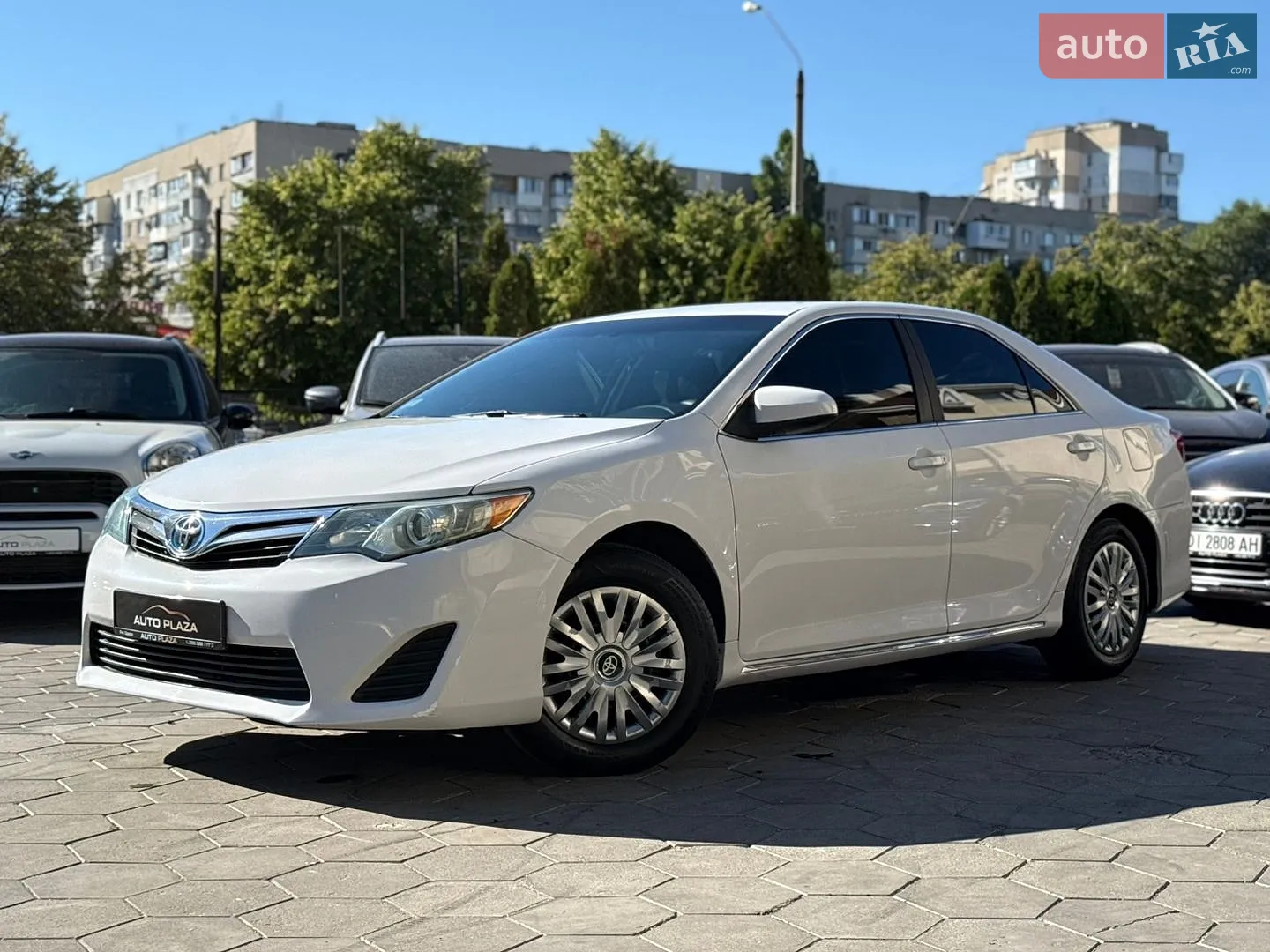 2013 Toyota Camry - мініатюра 15