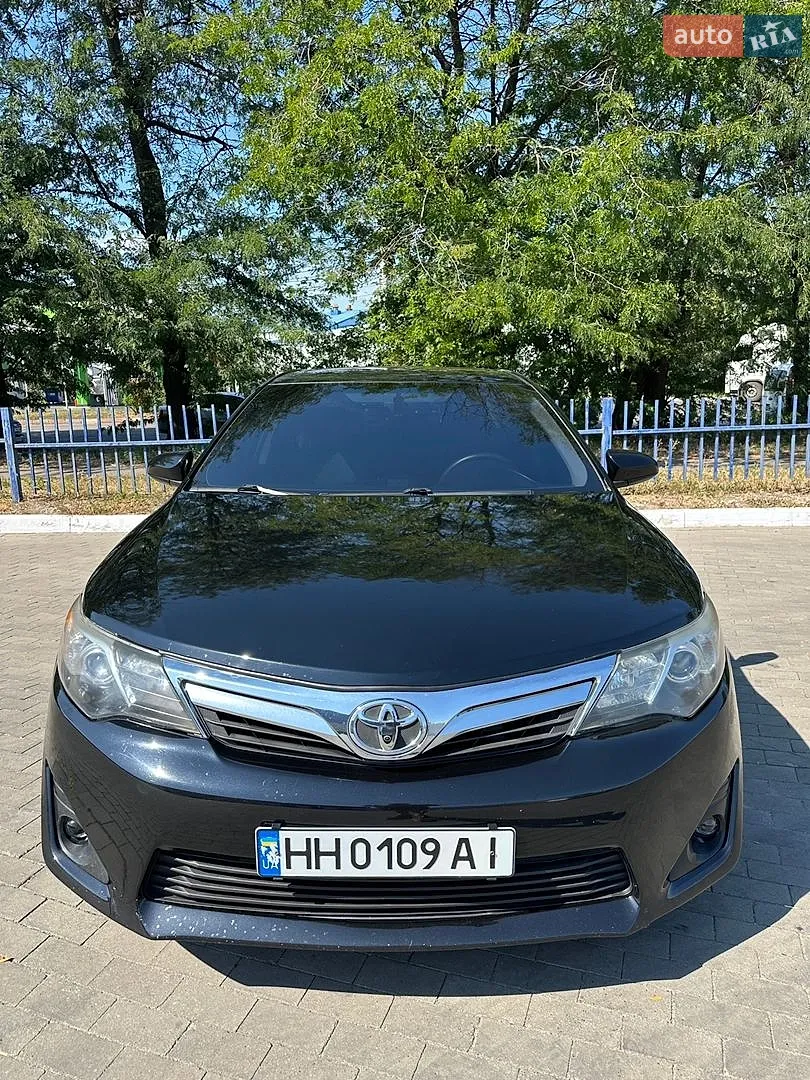 2013 Toyota Camry - мініатюра 4