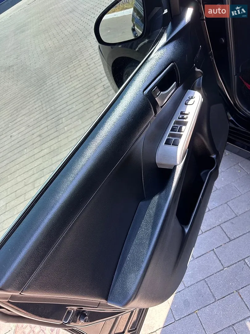 2013 Toyota Camry - мініатюра 19