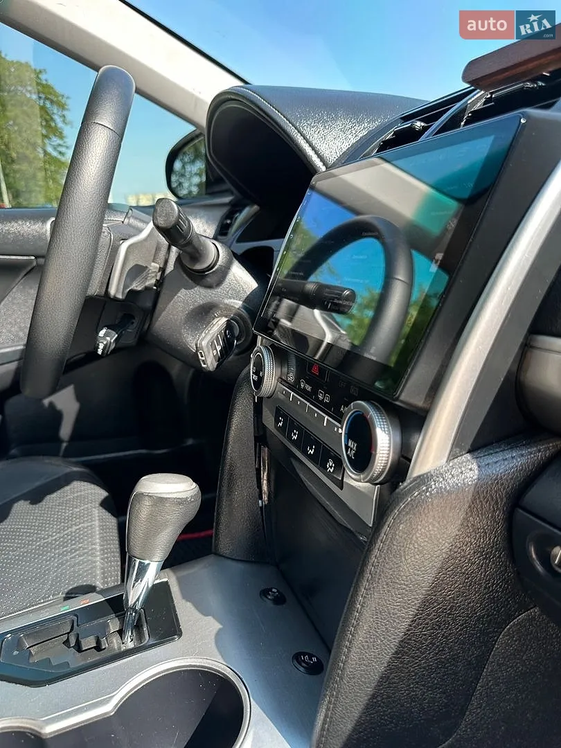 2013 Toyota Camry - мініатюра 38