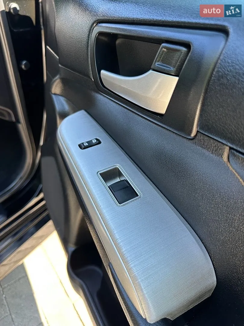 2013 Toyota Camry - мініатюра 39