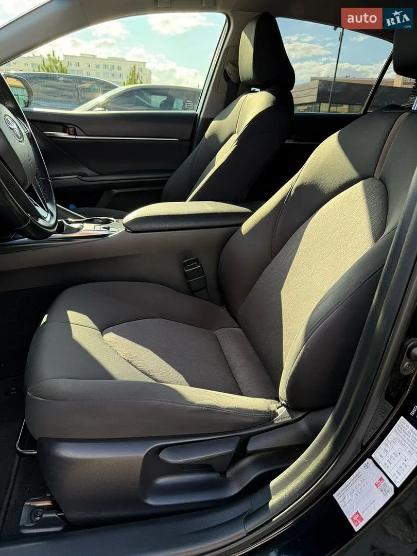 2019 Toyota Camry - мініатюра 8