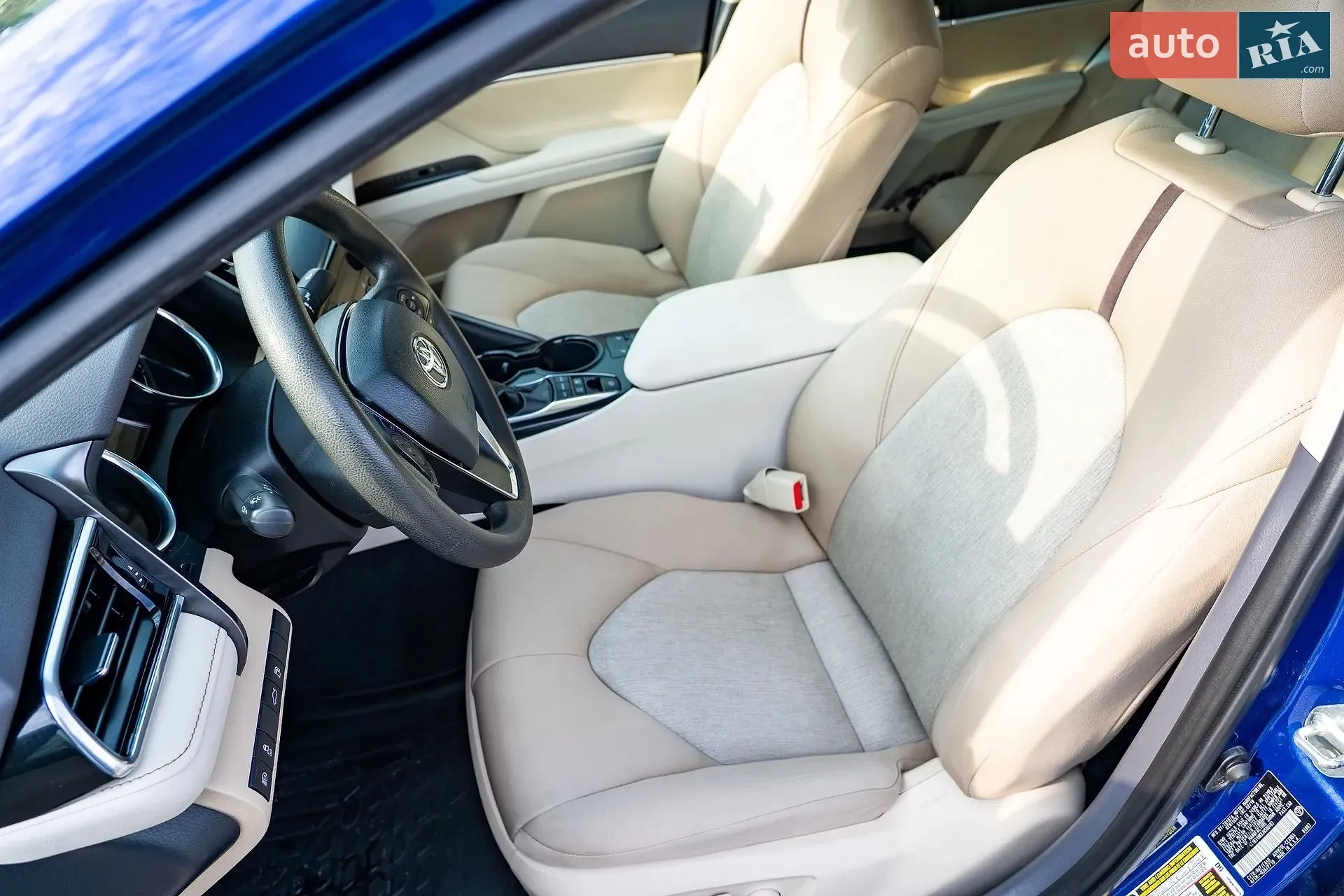 2018 Toyota Camry - мініатюра 23