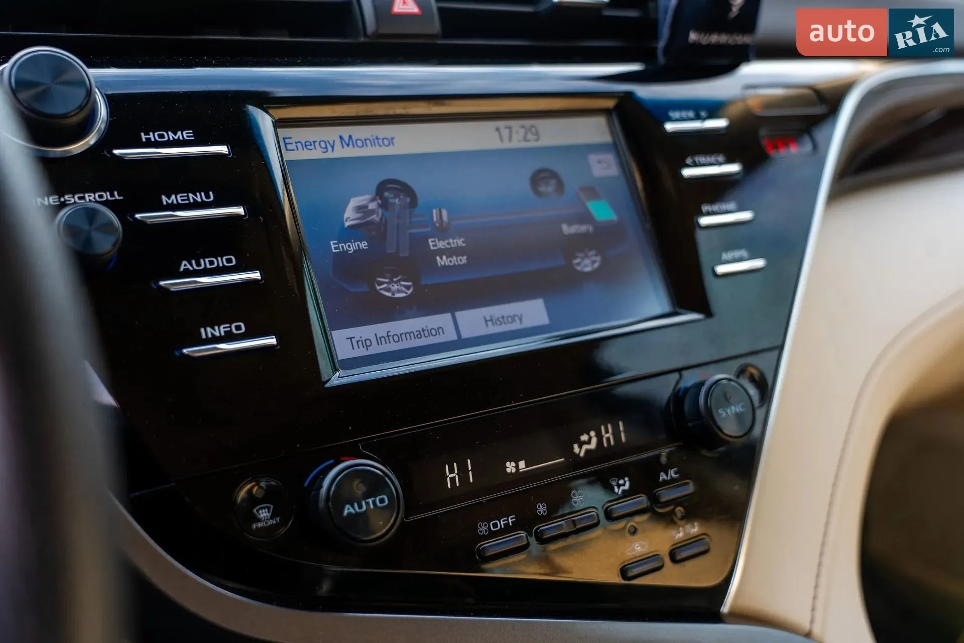 2018 Toyota Camry - мініатюра 35