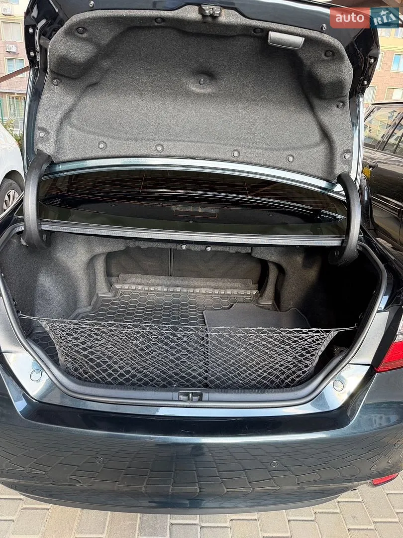2015 Toyota Camry - мініатюра 12