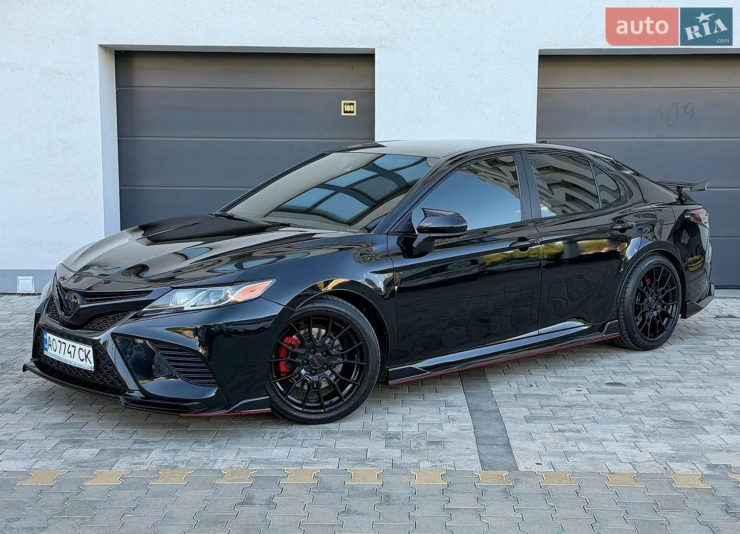 2019 Toyota Camry - мініатюра 2