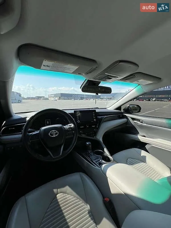 2021 Toyota Camry - мініатюра 10