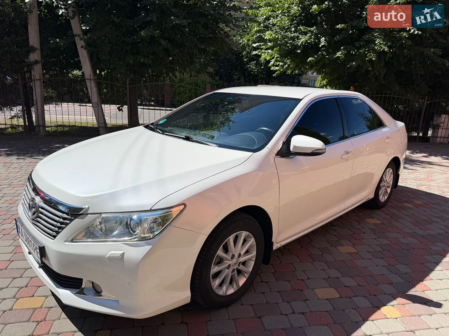2012 Toyota Camry - фото 1