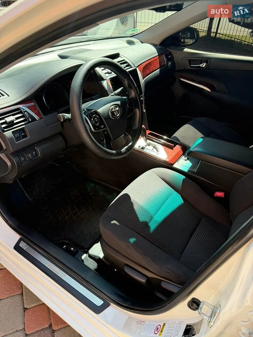 2012 Toyota Camry - мініатюра 21