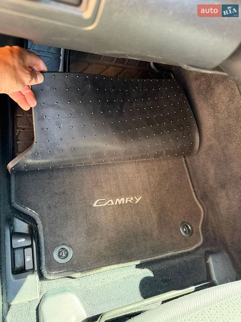 2012 Toyota Camry - мініатюра 35