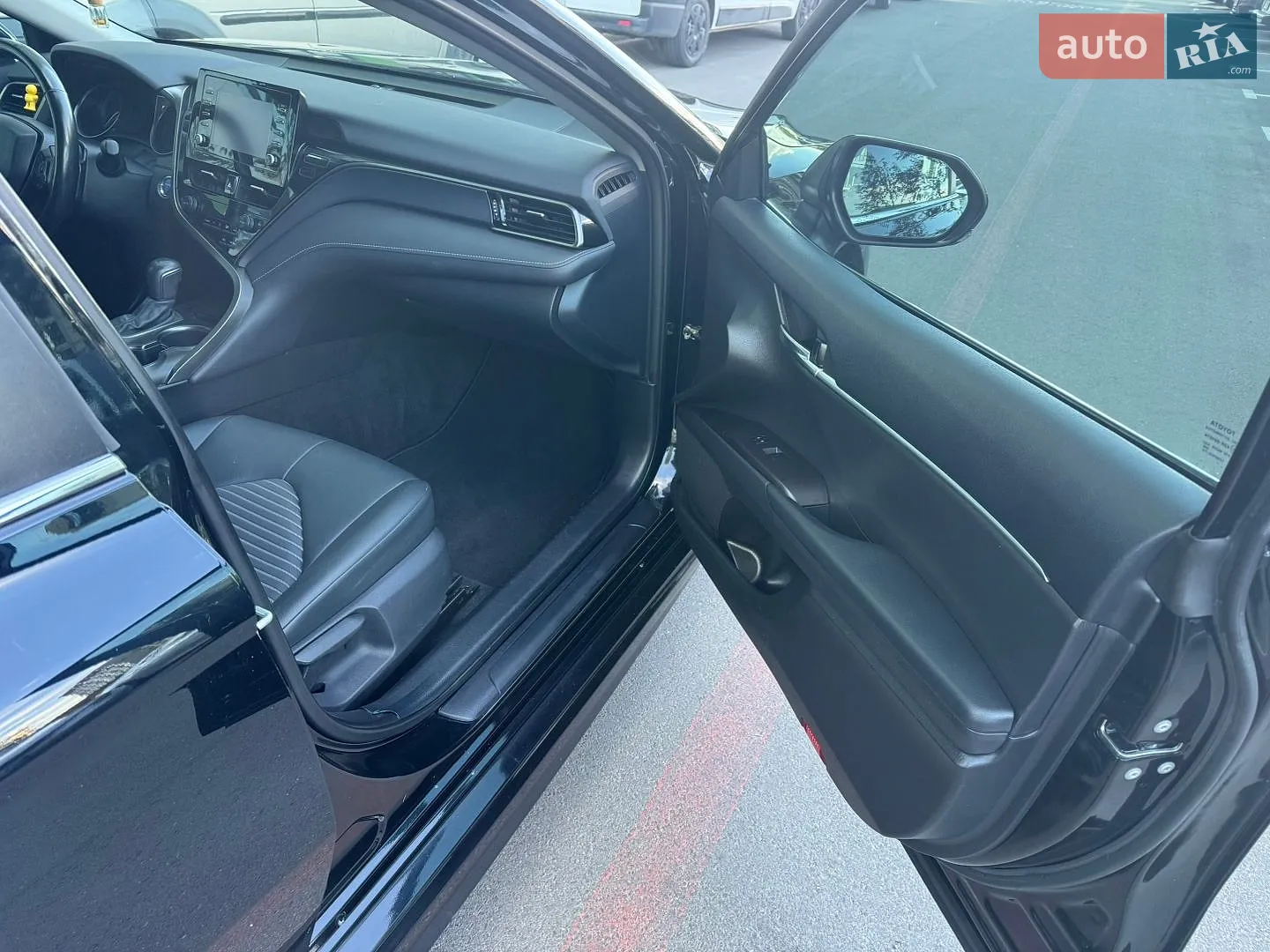 2021 Toyota Camry - мініатюра 20