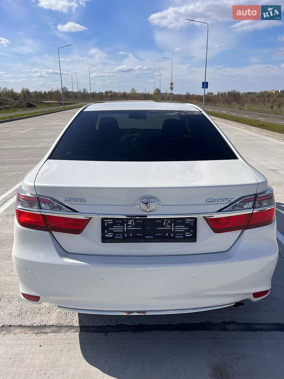 2017 Toyota Camry - мініатюра 8