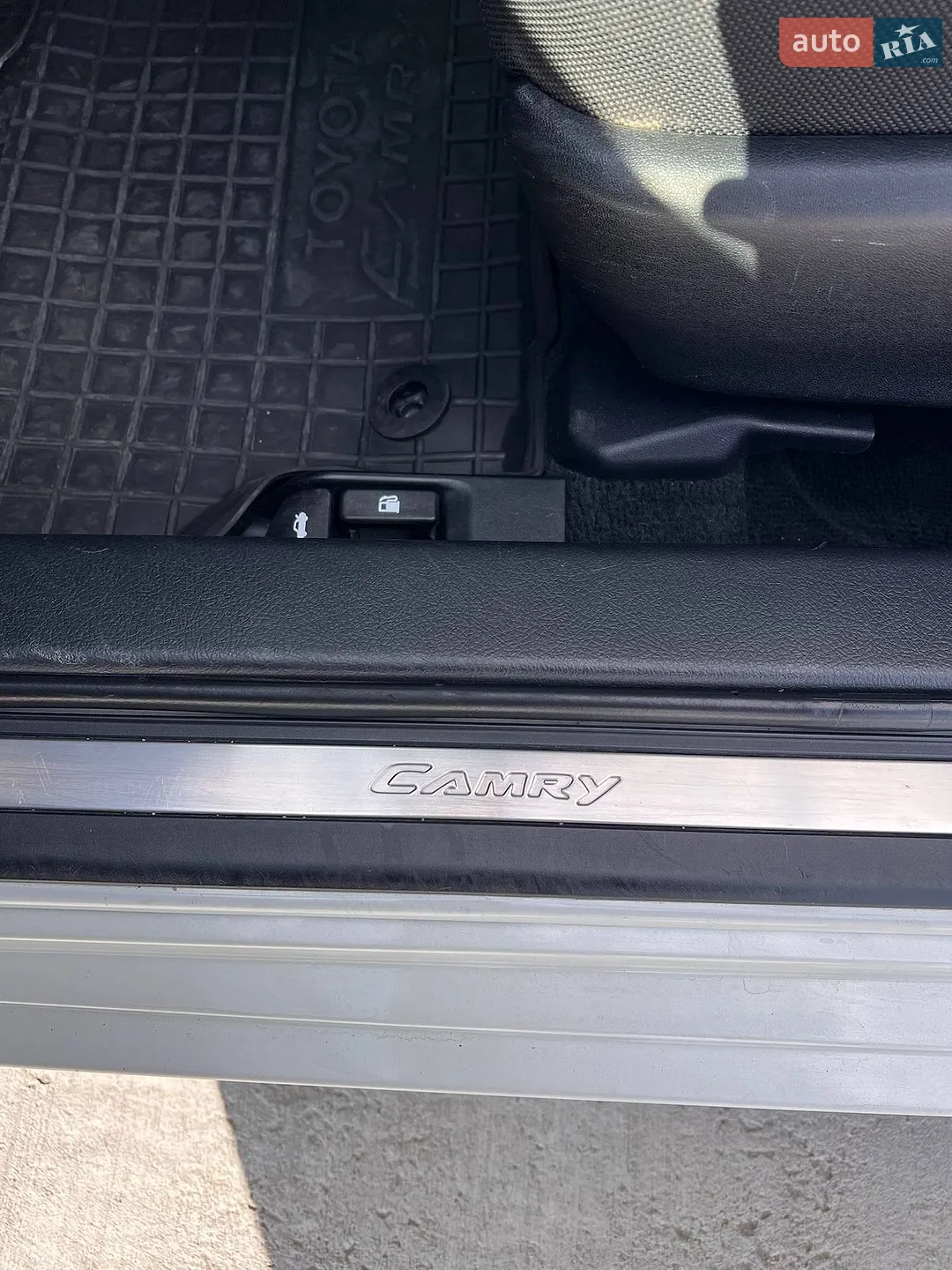 2017 Toyota Camry - мініатюра 19