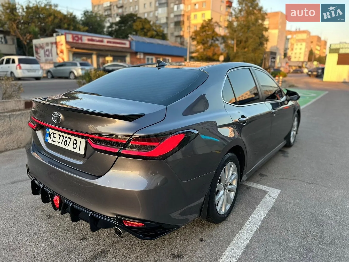 2019 Toyota Camry - мініатюра 5