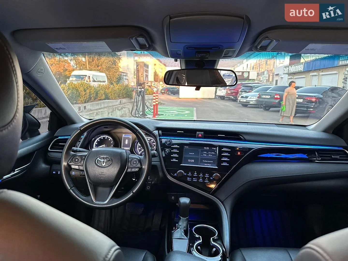2019 Toyota Camry - мініатюра 8